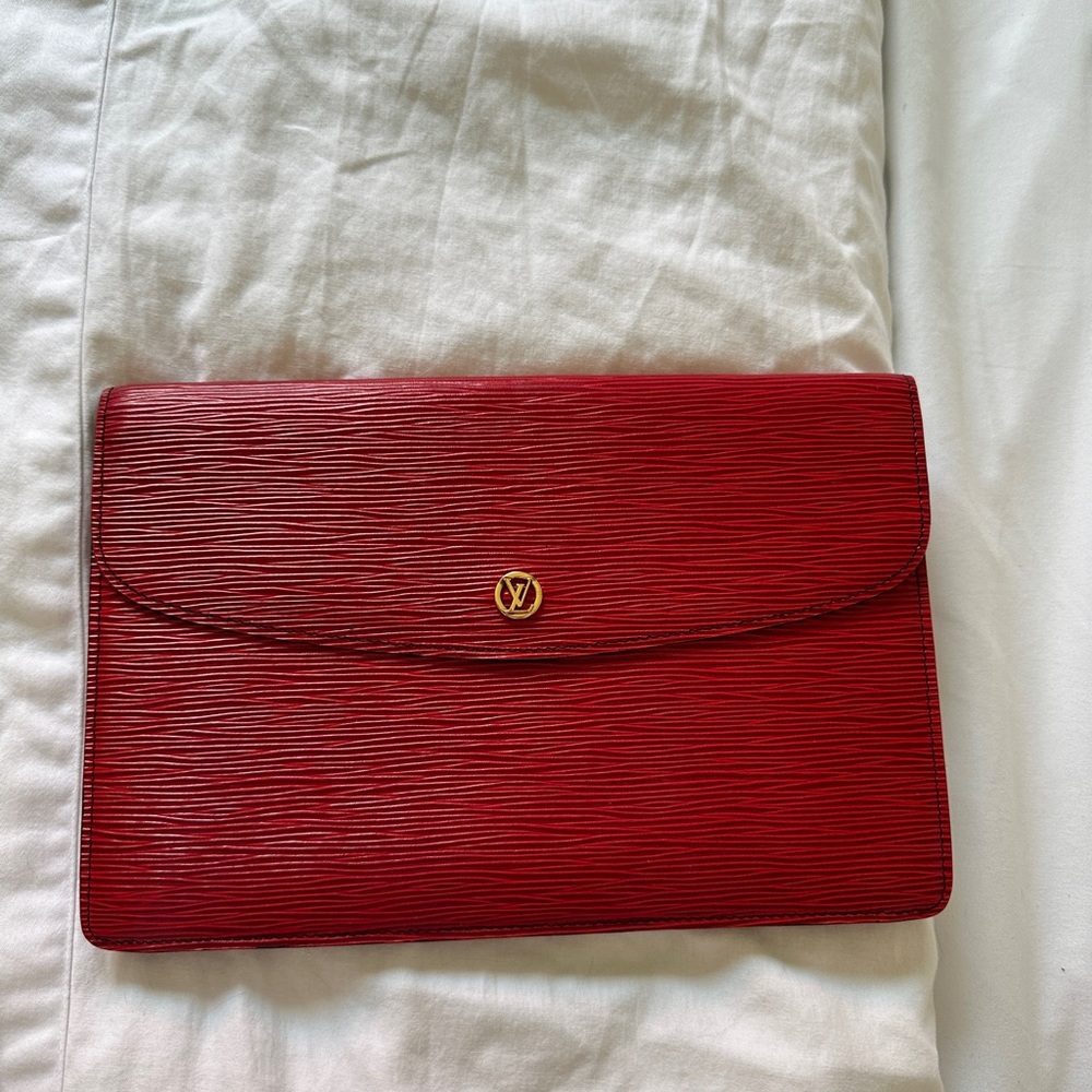 Authentic Louis Vuitton Stunning Clutch